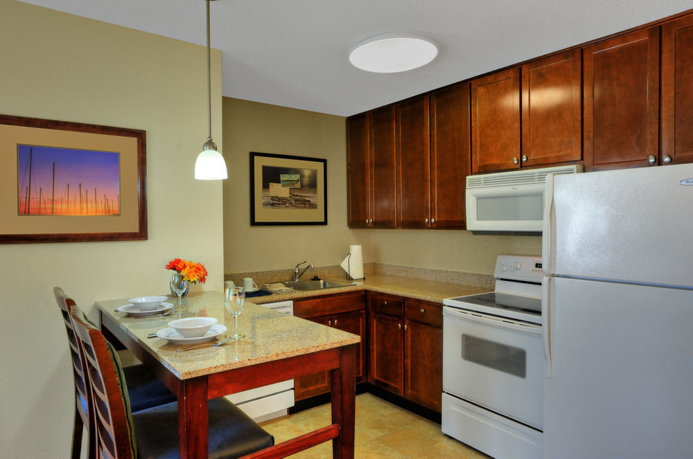 Residence Inn Milford 3*